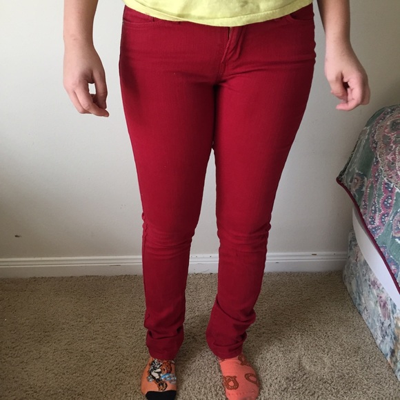 Red skinny jeans