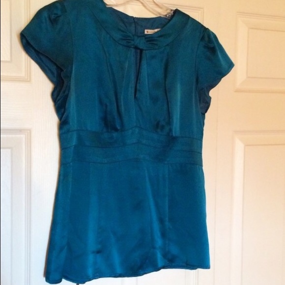 Gorgeous silk, teal Nanette Lepore blouse