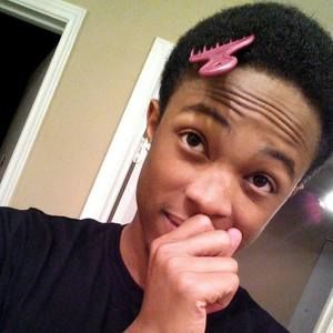 Meet your Posher, Darion