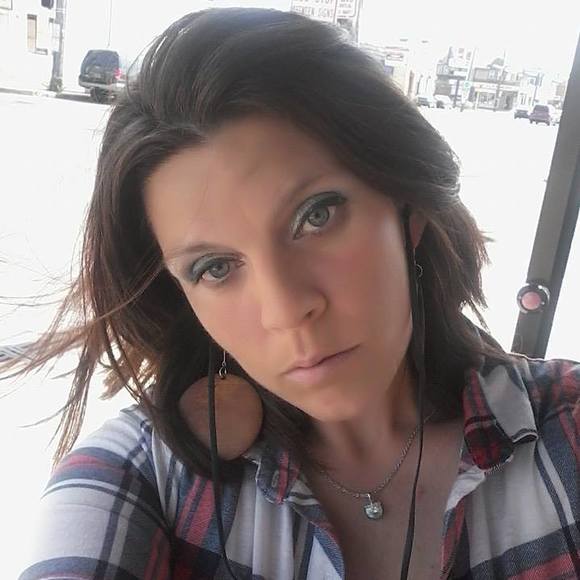 Meet your Posher, Amiee