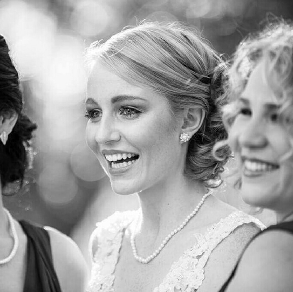 Meet your Posher, Elizabeth