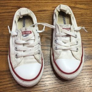 Kids converse