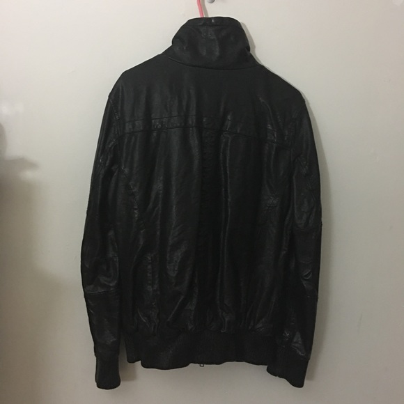 Leather jacket - Picture 2 of 3