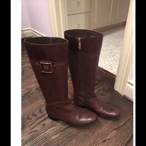 Tory Burch boots 9.5