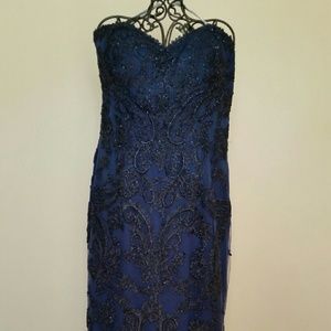 Ivonne d for Mon Cheriton evening gown