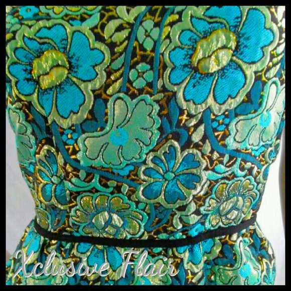 New Metallic Jacquard Dress - Picture 4 of 6