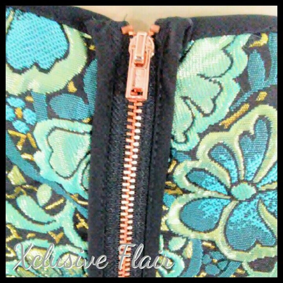 New Metallic Jacquard Dress - Picture 6 of 6