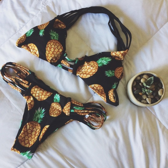 NWOT Pineapple bathing suit (bottoms only)