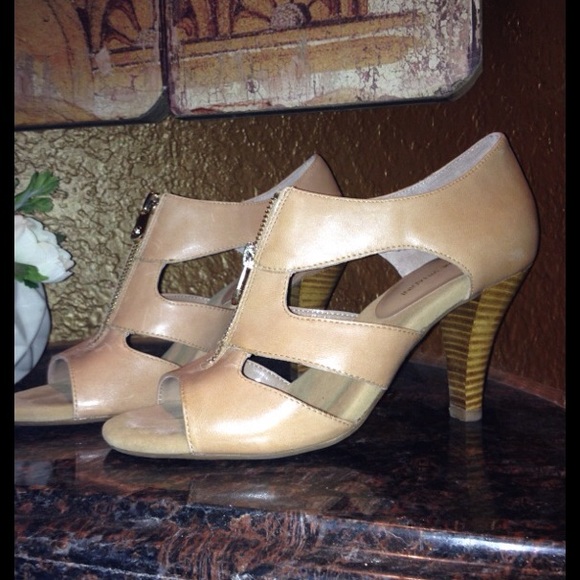 Shoes are made for dancing!  Sale 29$