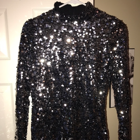 Sequin turtle neck