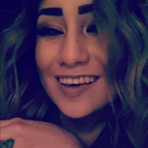 Meet your Posher, Vanessa