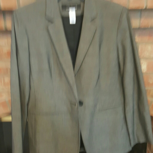 Women's clothing