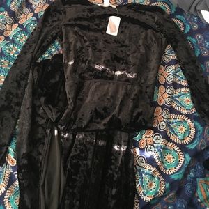 Halloween Black velvet back cut out