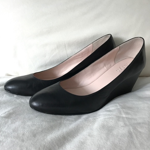 Taryn by Taryn Rose Kathleen wedge 8.5