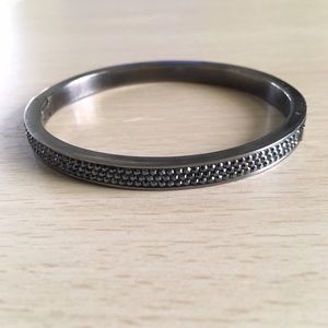 Henri Bendal Rox Skinny Bangle