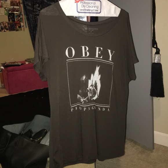 Obey shirt