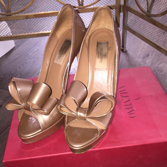 Valentino Couture Bow Heel - Picture 2 of 3