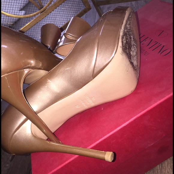 Valentino Couture Bow Heel - Picture 3 of 3