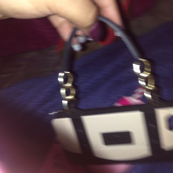 iPhone 5 case - Picture 2 of 3