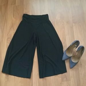 Wide leg gaucho pants