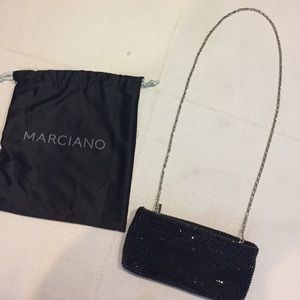 Marciano clutch