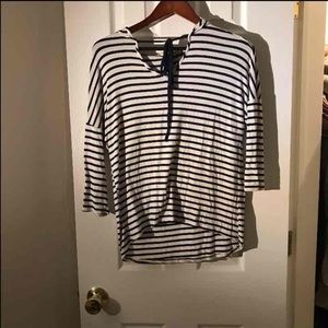Striped 3/4 sleeve shirt
