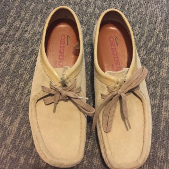 Wallabee Clarks Original Tan suede Great condition