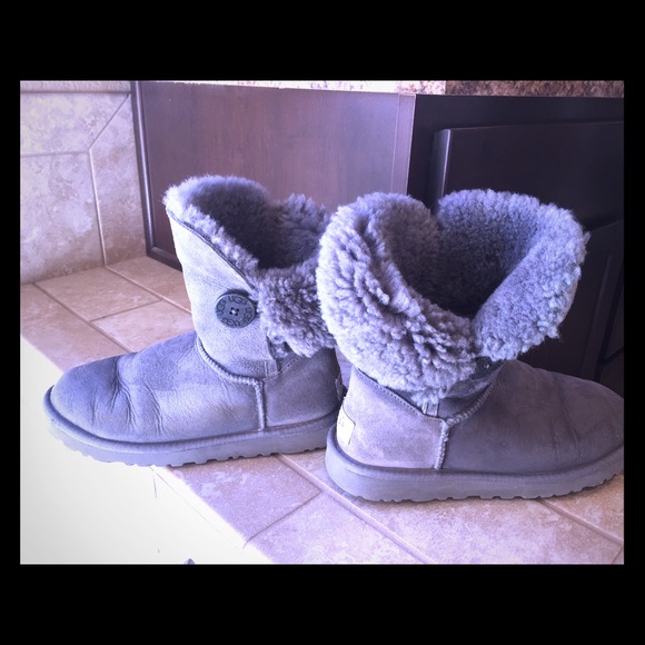 Bailey button ugg boots