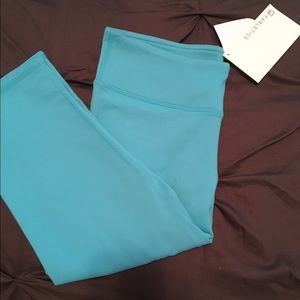 Fabletic Leggings NWT