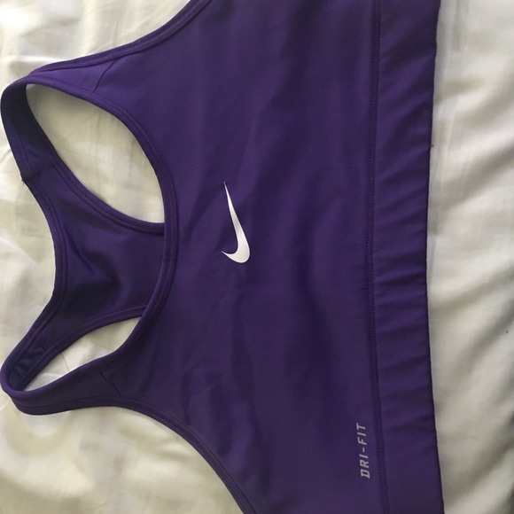Nike dri-fit sports bra