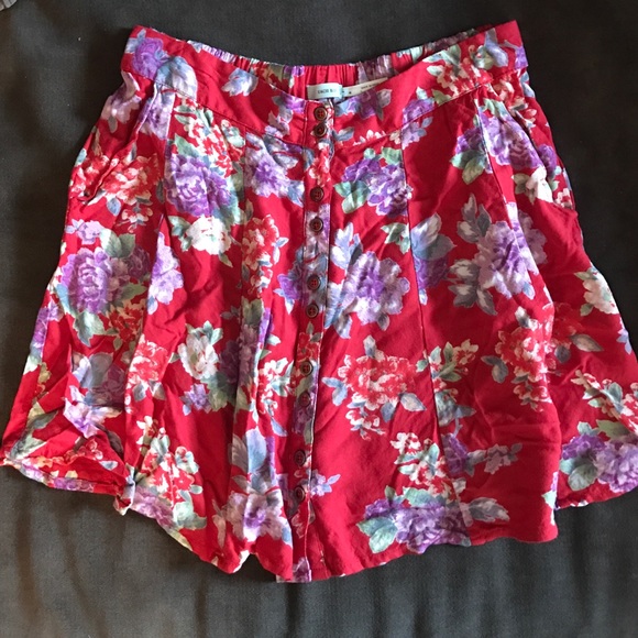 Floral mini skirt