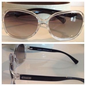 🕶COACH SELMA Sunglasses with case 🕶