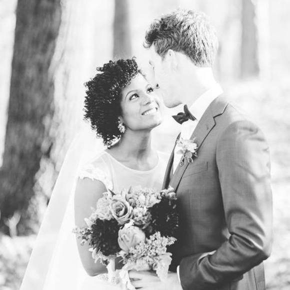 Meet your Posher, Leya - Picture 1 of 1