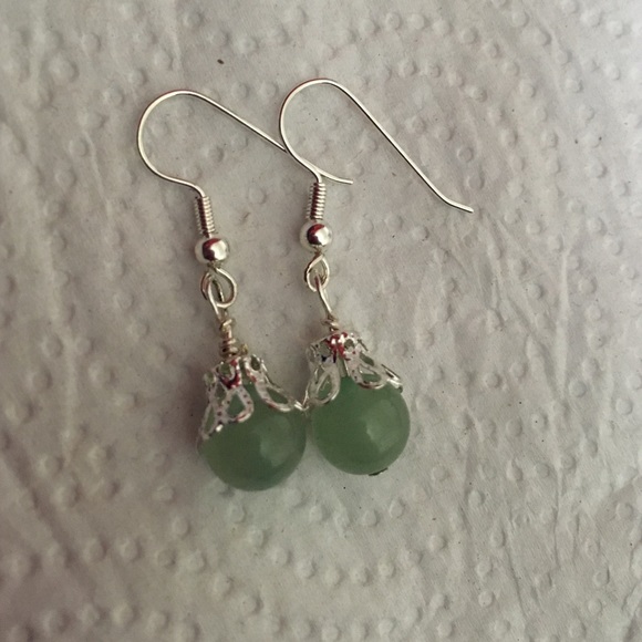 Earrings - Picture 2 of 4