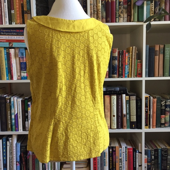 Boden yellow eyelet peter pan collar mod style top - Picture 3 of 4