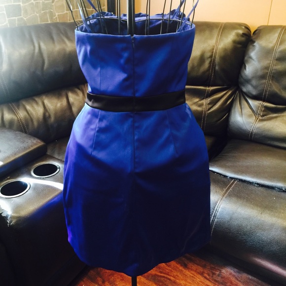 Formal /Cocktail Dress - Picture 2 of 4