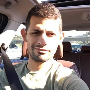 Meet your Posher, Manuel