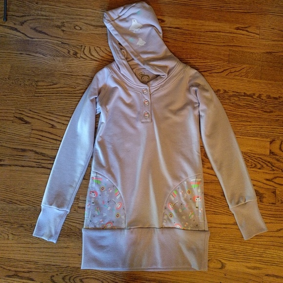 Long top/sweater by Kokeshi Ink
