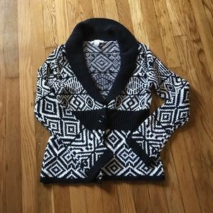 black&white cute chunky knit cardigan big button