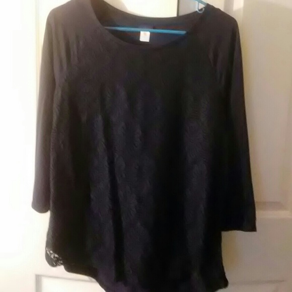 Three quarter length lace t-shirt
