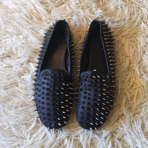 UNIF hellraiser size 8