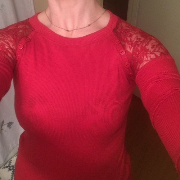 Red long sleeve sweater with lace. Fits like an xs