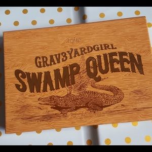 Tarte swamp queen eyeshadow palette