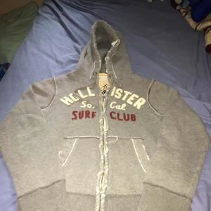 Hollister sweater