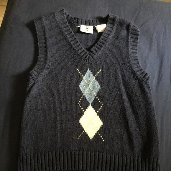 Sweater vest