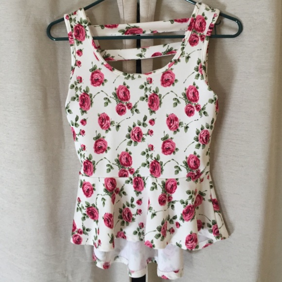 Pink rose patterned top