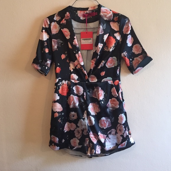 NWT Oriental Floral Romper