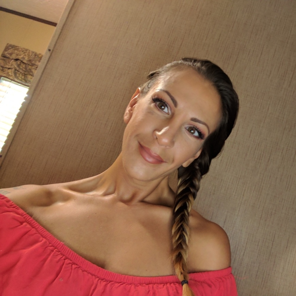 Meet your Posher, Jennifer