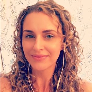 Meet your Posher, Carmen