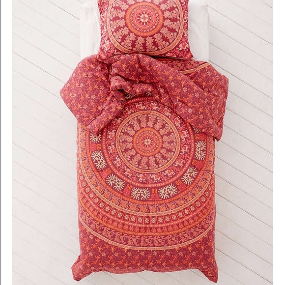 Urban Outfitters comforter